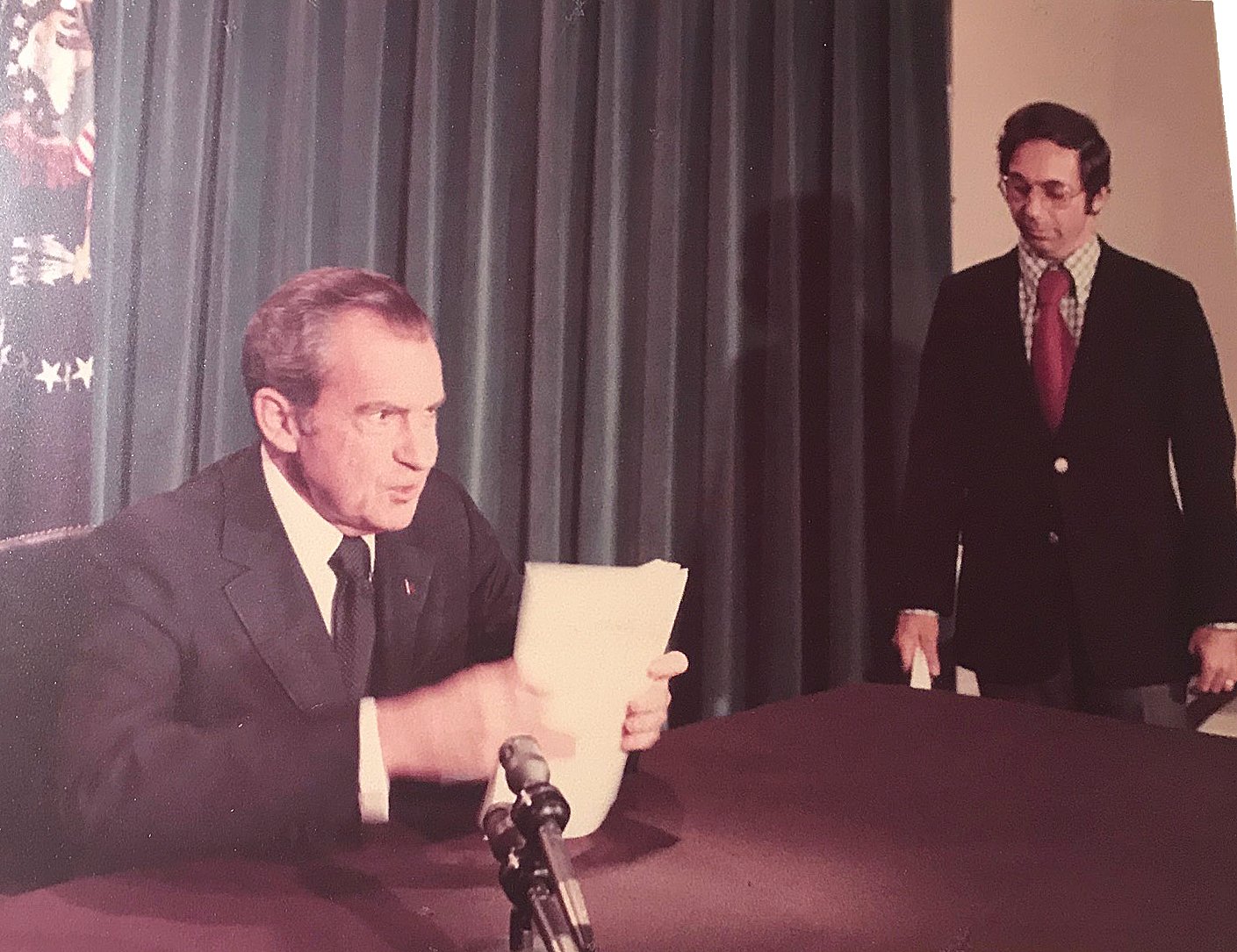 Watergate and Nixon's Resignation historical image 1